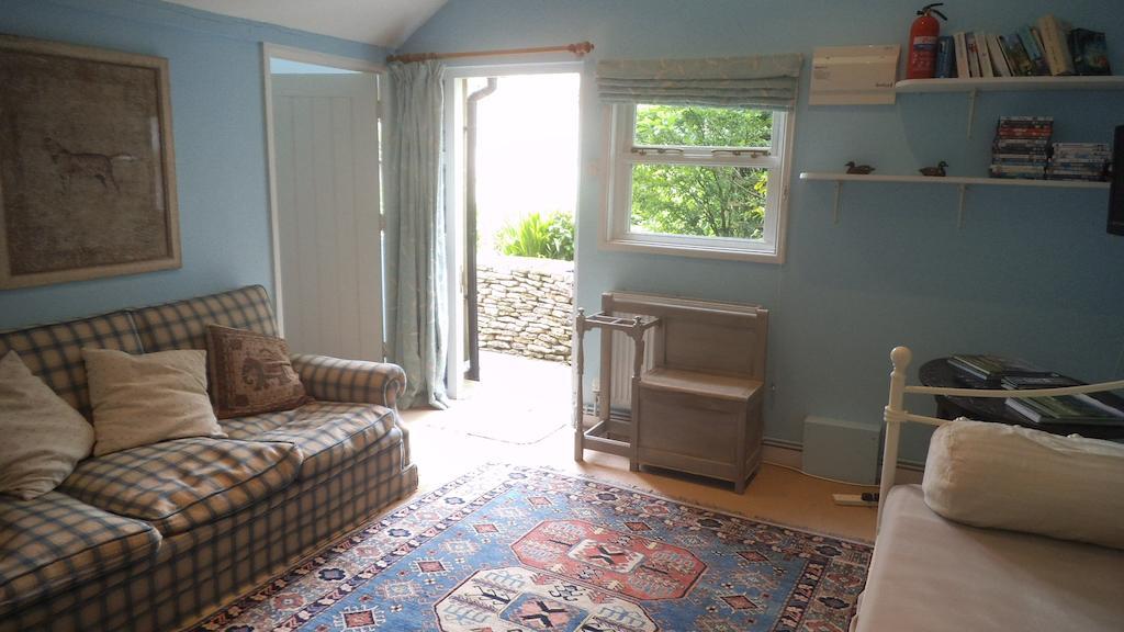 Honeysuckle Cottage Bourton-on-the-Water Room photo